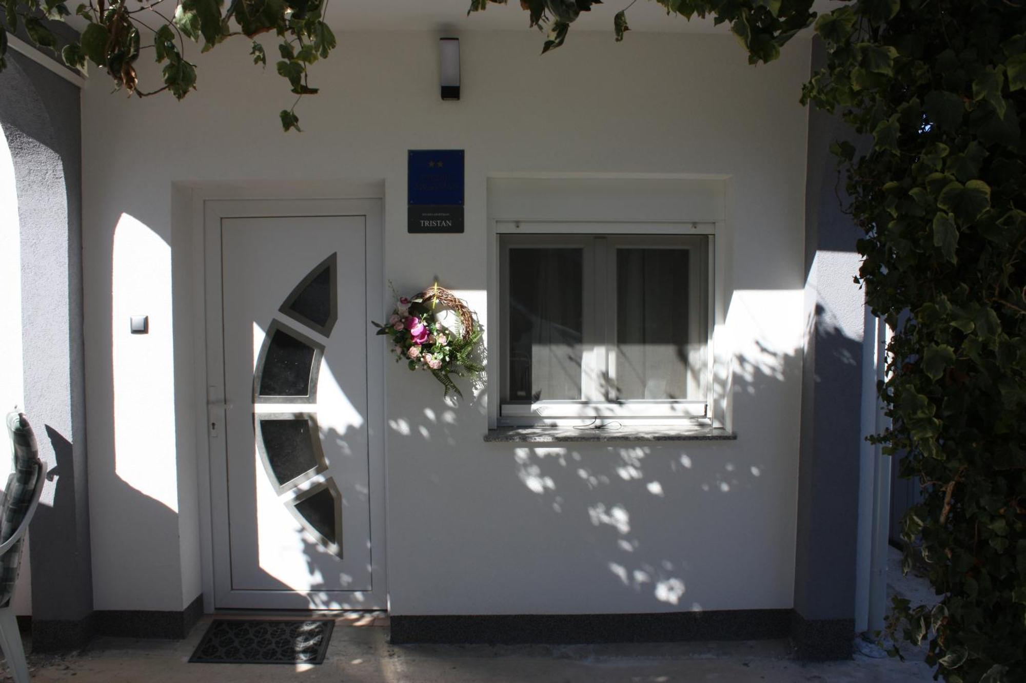 Studio Apartman Tristan Zadar Buitenkant foto